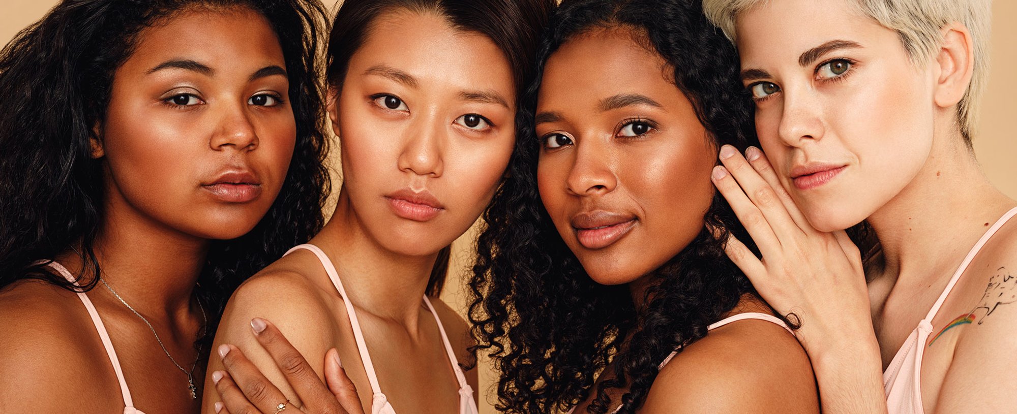 مدل موهایی که صورت شما را لاغرتر نشان میدهند نکات کاربردی برای انتخاب مدل مو