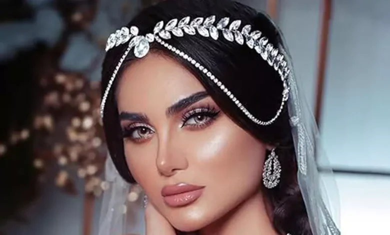 ۱۵ اکسسوری ضروری عروس که نباید در سال ۲۰۲۵ فراموش کنید تل و هدبند برای عروس