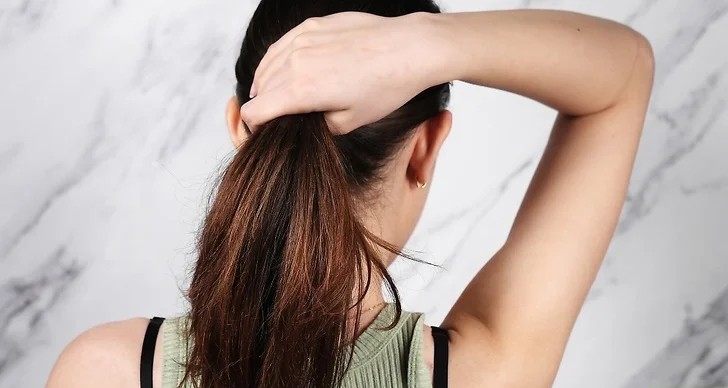 آماده‌سازی مو برای بستن با کلیپس