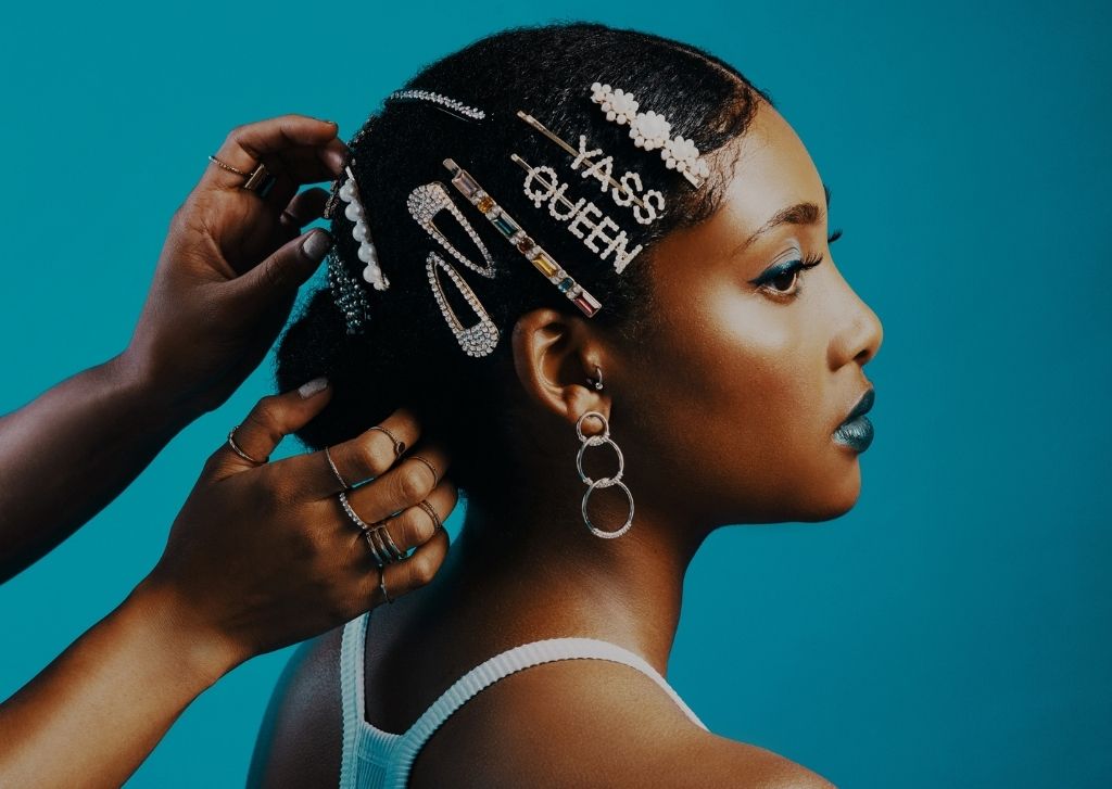 بافت مو آفریقایی تهیه ابزار و وسایل مورد نیاز بافت افریقایی