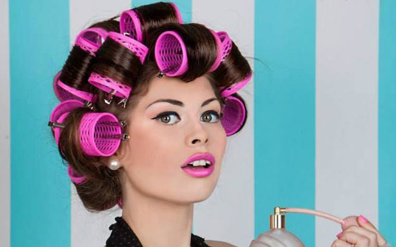 آموزش کرلی کردن مو + تمام روشهای حرفهای و خانگی مراحل کرلی کردن مو با بیگودی