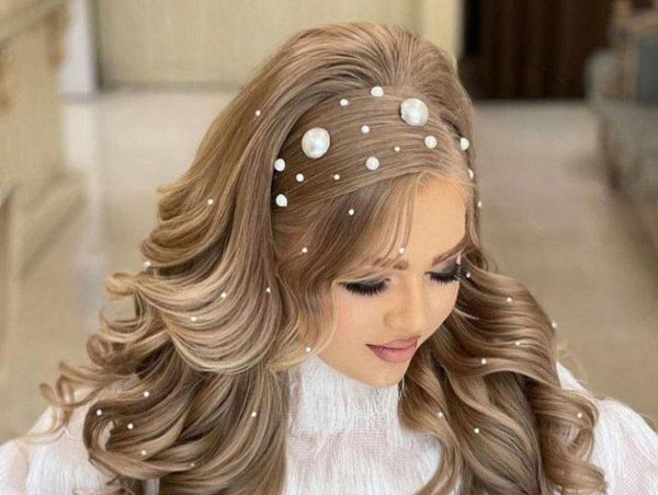 کدام مدل مو سن را کمتر نشان میدهد؟ فرق کج با موی حالتدار